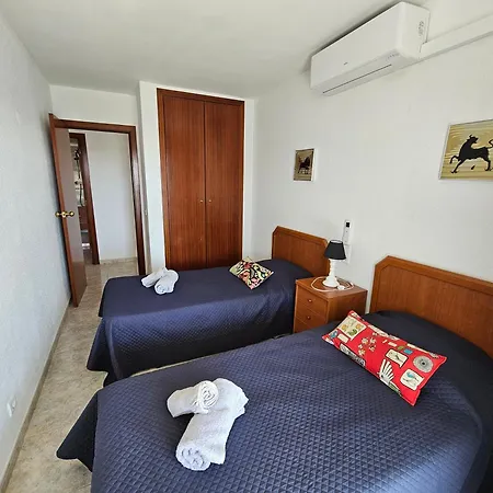 Apartamento Confort Terrasse 21 M2 Pleins Sud Wifi Proche Port Aventura Centre Et 2 2 Sdb Piscine