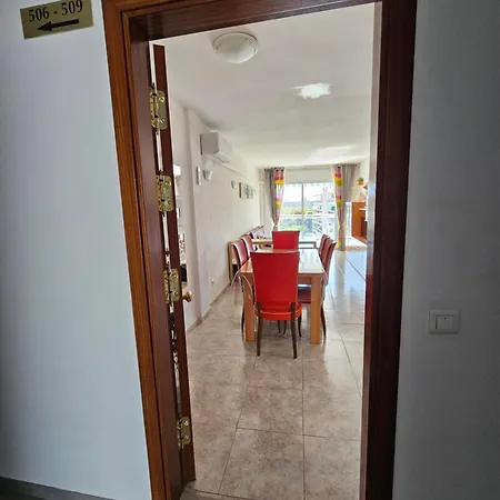 Confort Terrasse 21 M2 Pleins Sud Wifi Proche Port Aventura Centre Et 2 2 Sdb Piscine Apartamento *
