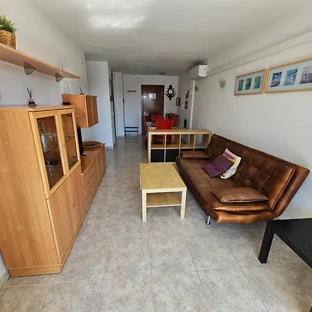 Apartment Terrasse Sud: Confort Et Piscine Près De Port Aventura Salou